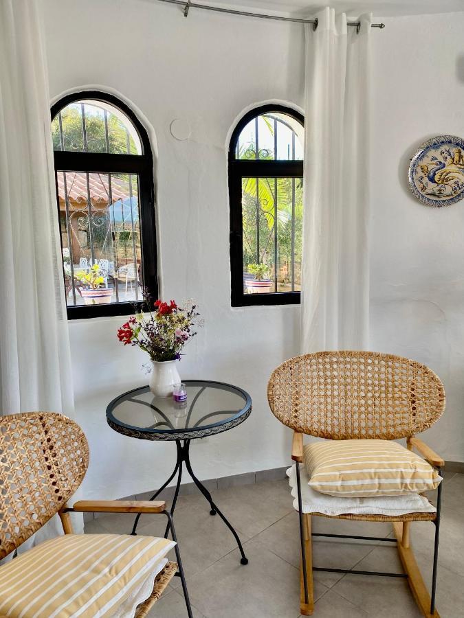 Villa Hesla Estepona Bagian luar foto