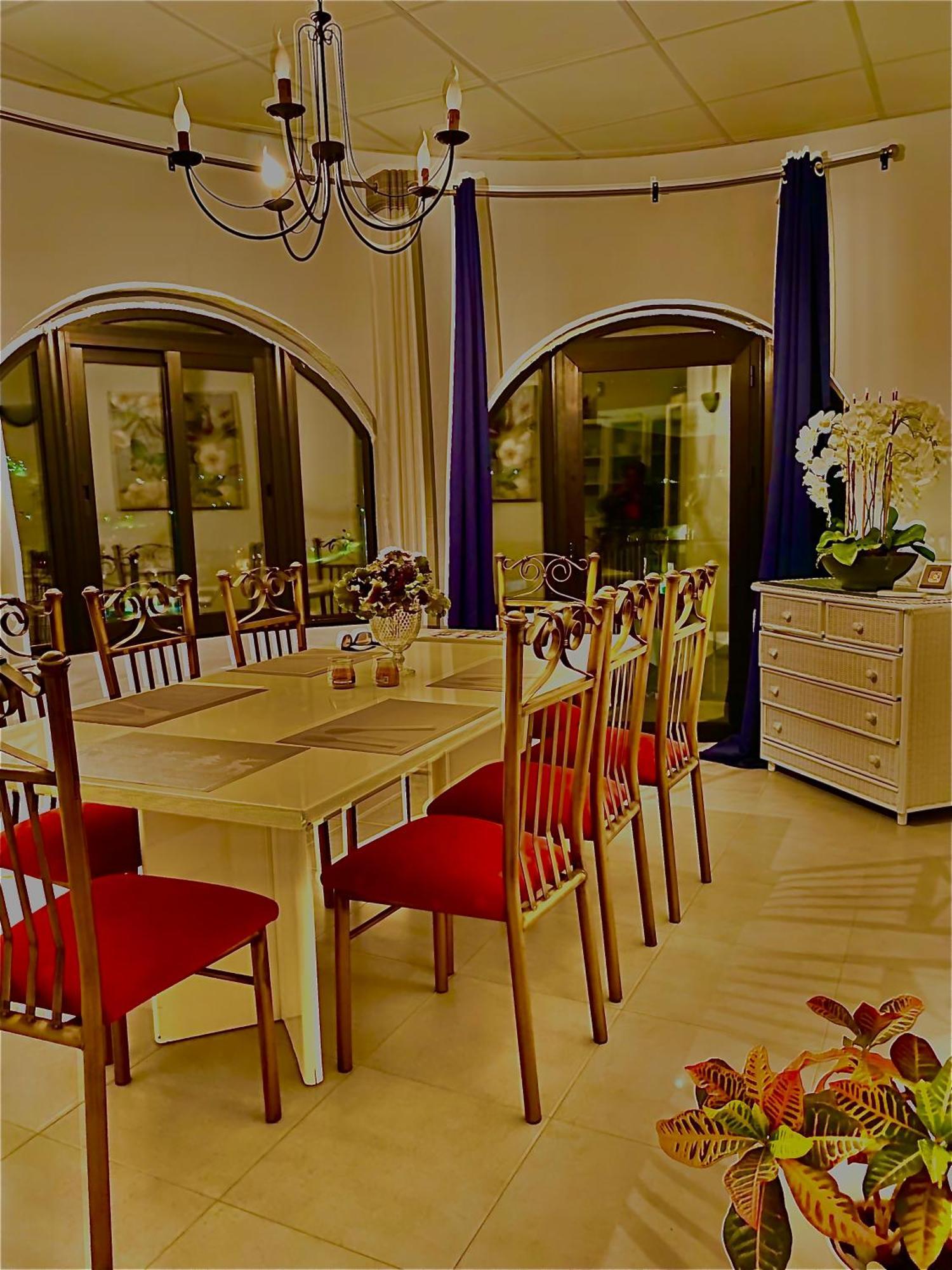 Villa Hesla Estepona Bagian luar foto